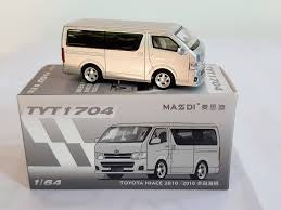 Masdi 1:64 2010 Silver Hiace Mini Van MPV Sports Model Diecast Metal Car New Collection ( TYT1704)