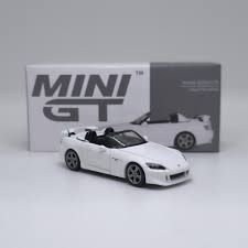 MiniGT 656 Honda S2000 (AP2) CR Grand Prix White