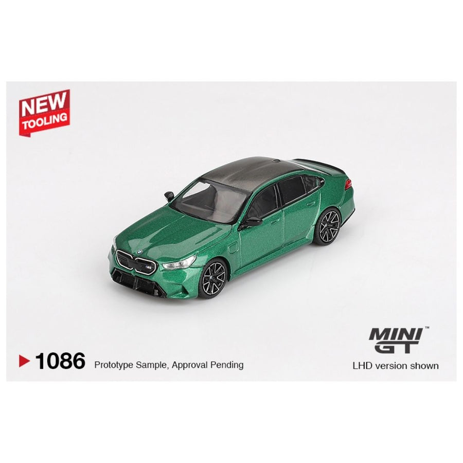 Mini GT Blister 1086: BMW M5 Isle of Man Green Metallic